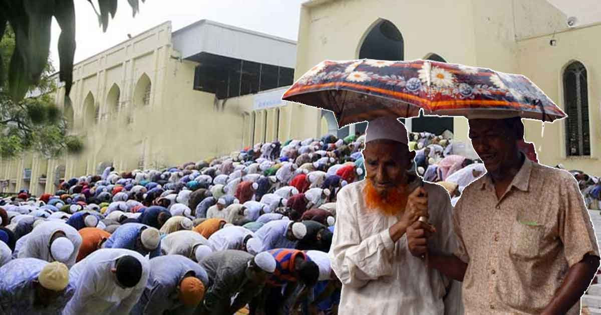 বৈরী আবহাওয়ার মধ্যেও জুমাতুল বিদায় মুসল্লিদের ঢল
