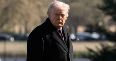 ইরান যুদ্ধ থেকে ‘বের হওয়ার পথ’ খুঁজছেন ডোনাল্ড ট্রাম্প: বিশ্লেষক