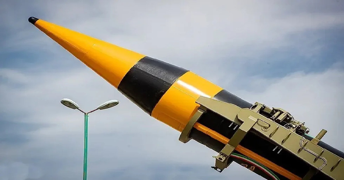 ইরানের ক্ষেপণাস্ত্র হামলায় ইসরায়েলে ভবনে ভয়াবহ ধস, ছিল বহু মানুষ