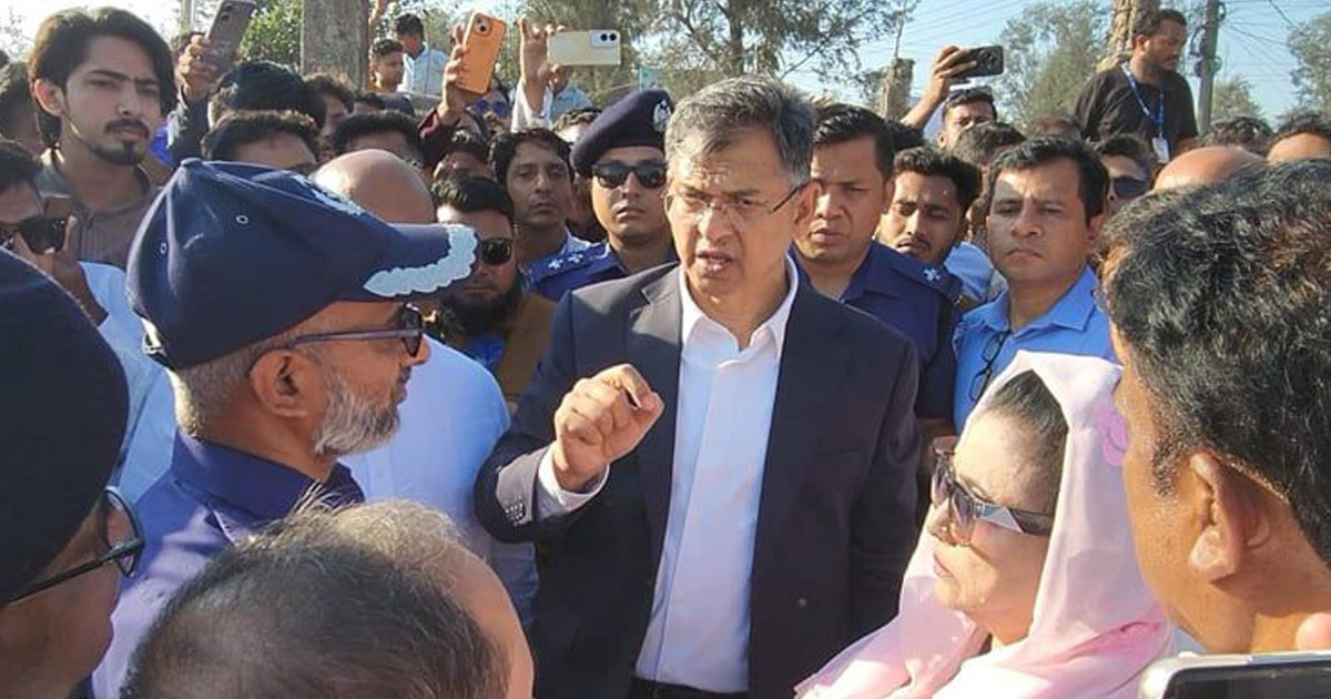 কক্সবাজার সৈকতের বালিয়াড়িতে কোনো স্থাপনা থাকবে না: স্বরাষ্ট্রমন্ত্রী