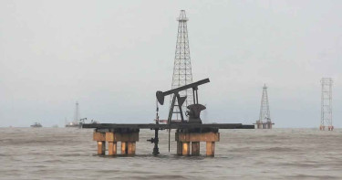 আর ১০ দিন যুদ্ধ চললে ব্যারেলপ্রতি তেলের দাম ১৫০ ডলারে পৌঁছাতে পারে