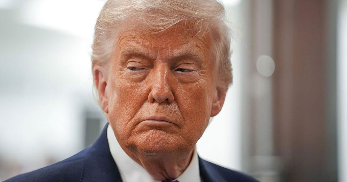 ডোনাল্ড ট্রাম্পকে ‘প্রতারক মার্কিন প্রেসিডেন্ট’ আখ্যা আইআরজিসির