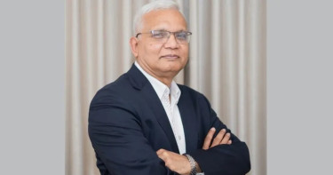 ঈদে বাড়ি গিয়ে রোগী দেখছেন সমাজকল্যাণ মন্ত্রী ডা. জাহিদ হোসেন