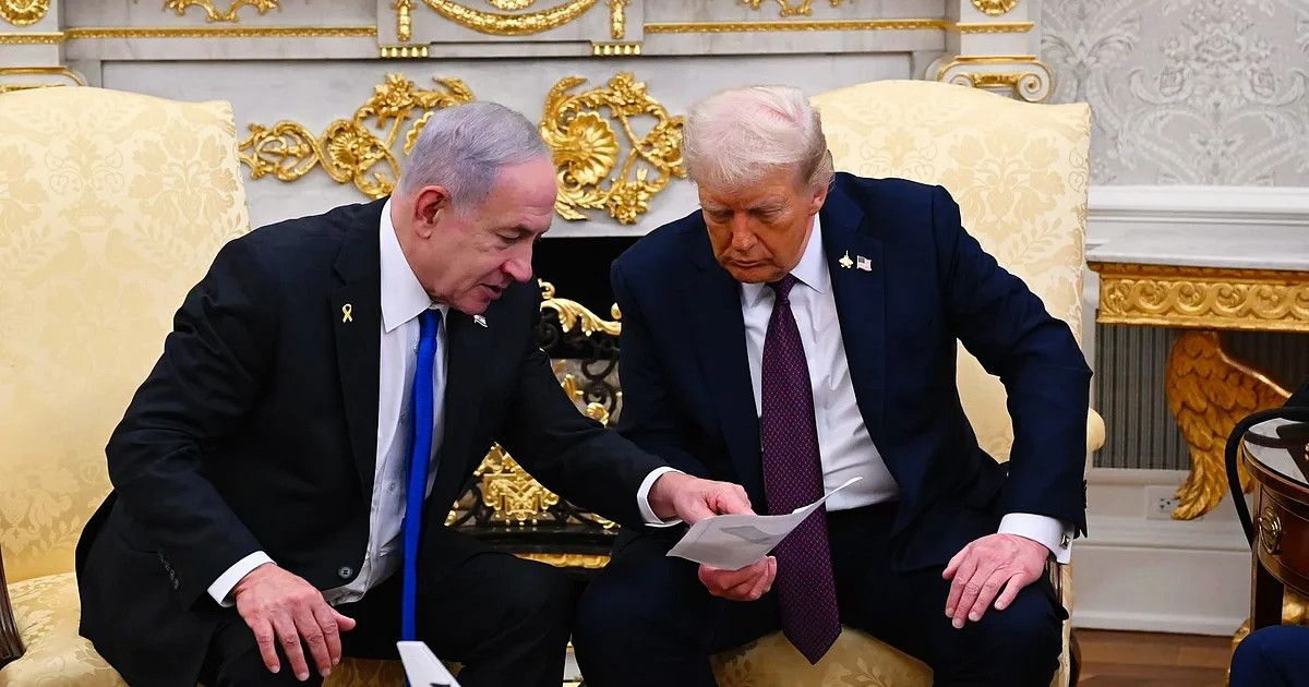 ইরান যুদ্ধে ট্রাম্পকে রাজি করিয়েছিলেন নেতানিয়াহু