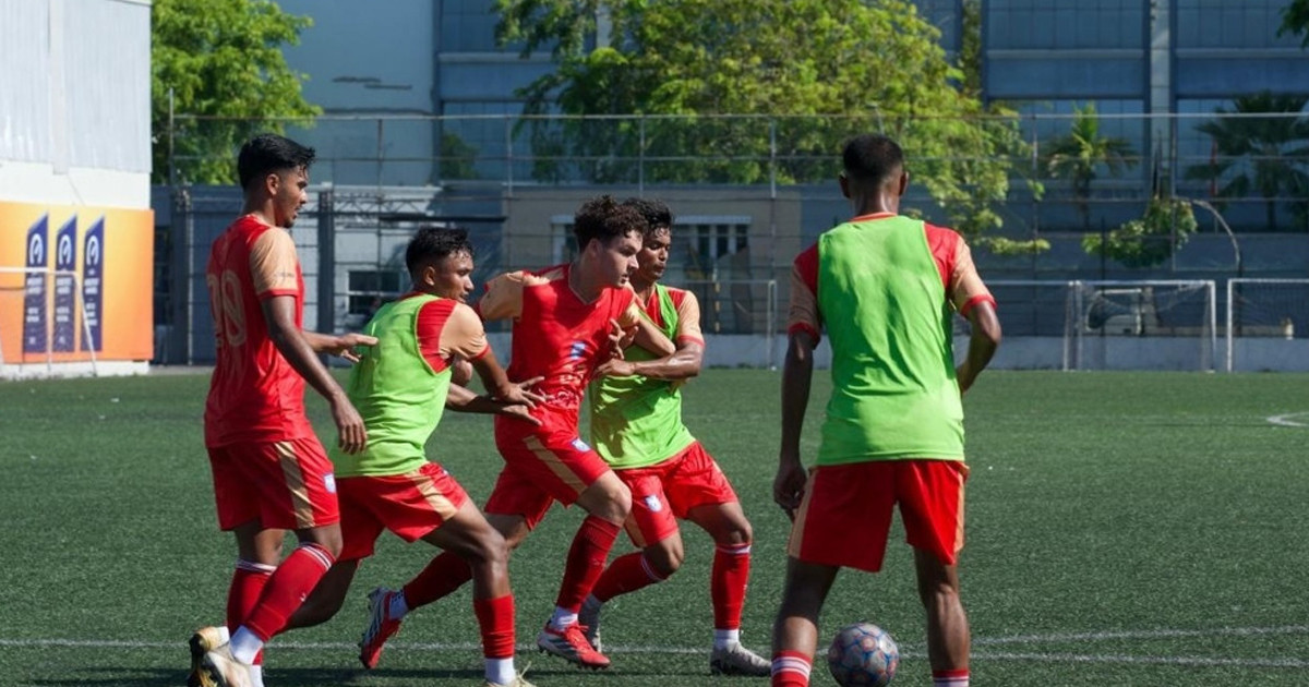 পাকিস্তানের বিপক্ষে আজ মাঠে নামছে বাংলাদেশ