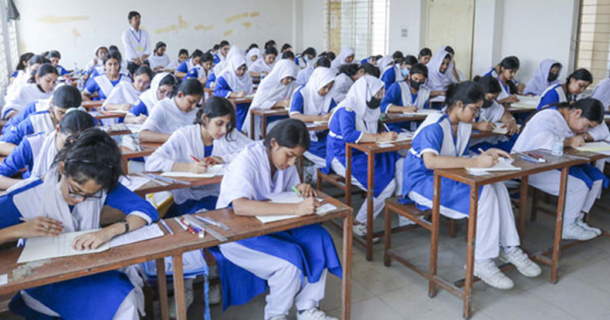 এসএসসি পরীক্ষার বিষয় কমানোর চিন্তা