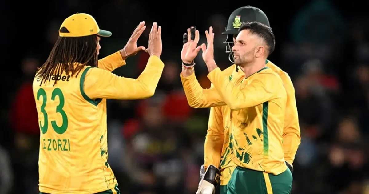 নিউজিল্যান্ডকে ৩৩ রানে হারিয়ে দক্ষিণ আফ্রিকার সিরিজ জয়