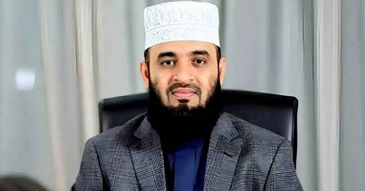 পদ্মায় বাস ডুবি: নিরাপদ সড়ক চেয়ে মিজানুর রহমান আজহারীর স্ট্যাটাস