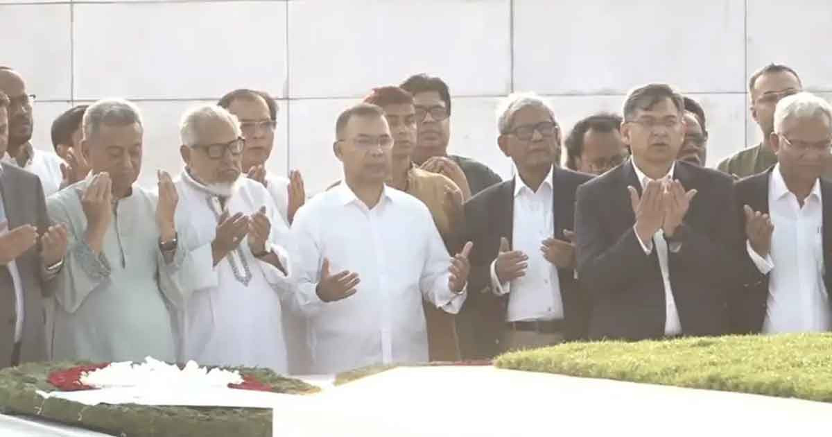 শহীদ জিয়াউর রহমান ও বেগম খালেদা জিয়ার সমাধিসৌধে প্রধানমন্ত্রীর শ্রদ্ধা