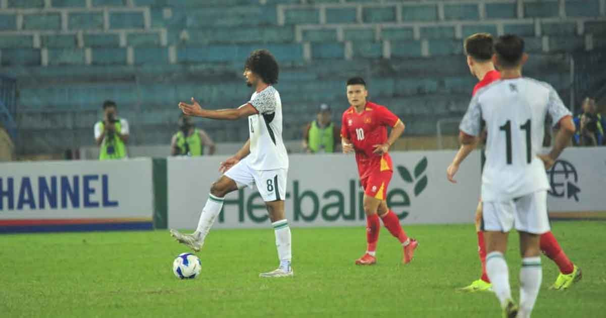 দ্বিতীয়ার্ধে প্রতিরোধ গড়ে তুলেছিল বাংলাদেশ