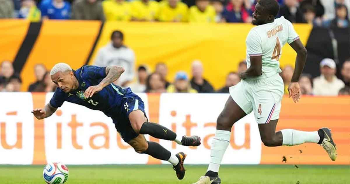 ১০ জনের দলের কাছে হারালো ব্রাজিল