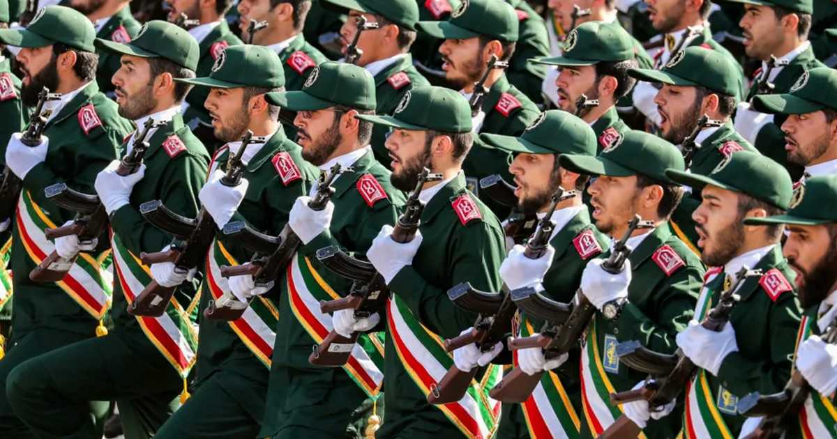 যুক্তরাষ্ট্রের স্থলবাহিনীকে রুখতে ১০ লাখ সেনা প্রস্তুত ইরানের!