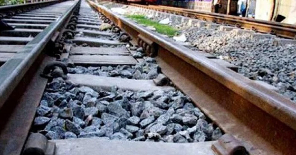 টাঙ্গাইলে ট্রেনে কাটা পড়ে একই পরিবারের ৫ জন নিহত