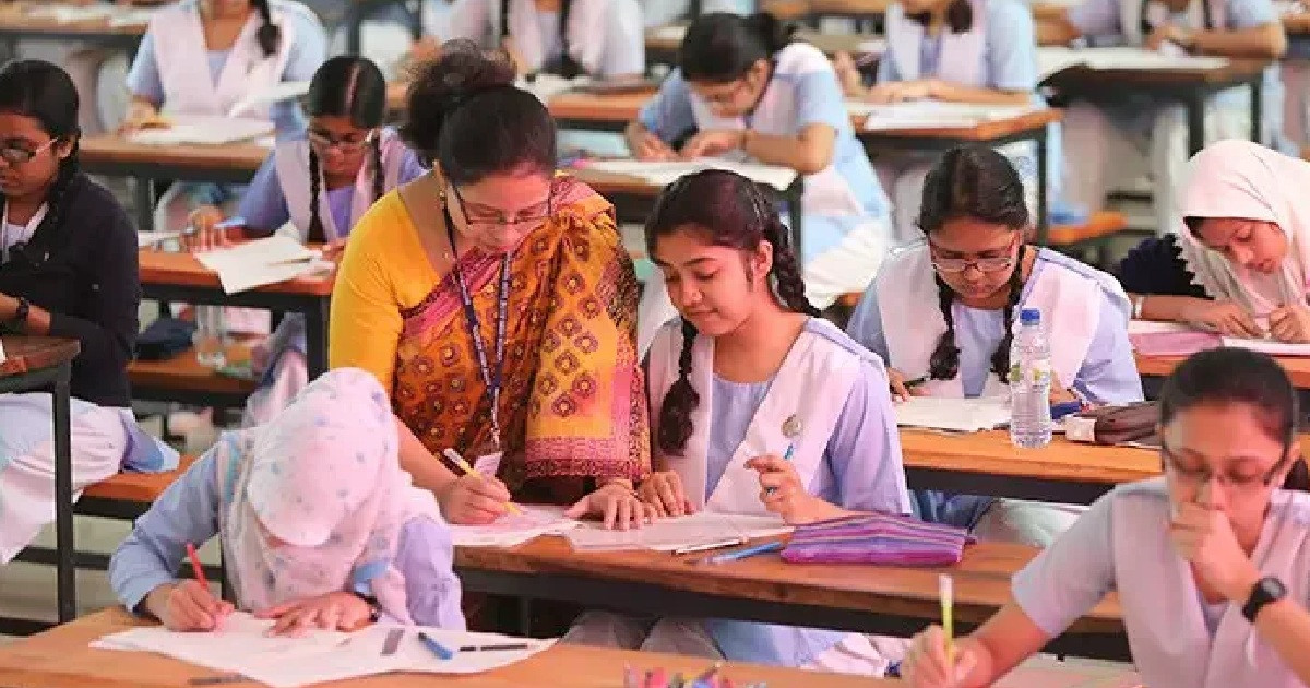 কঠোর হচ্ছে পাবলিক পরীক্ষা