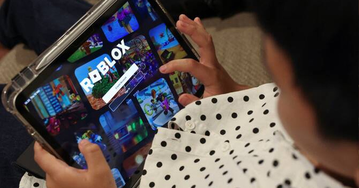 শিশুদের জন্য সামাজিক মাধ্যম নিষিদ্ধ করল ইন্দোনেশিয়া