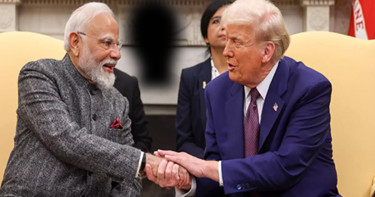 মোদি আর ট্রাম্পের সংবেদনশীল ফোনালাপে বেসরকারি ব্যক্তির উপস্থিতিতে অস্বস্তি