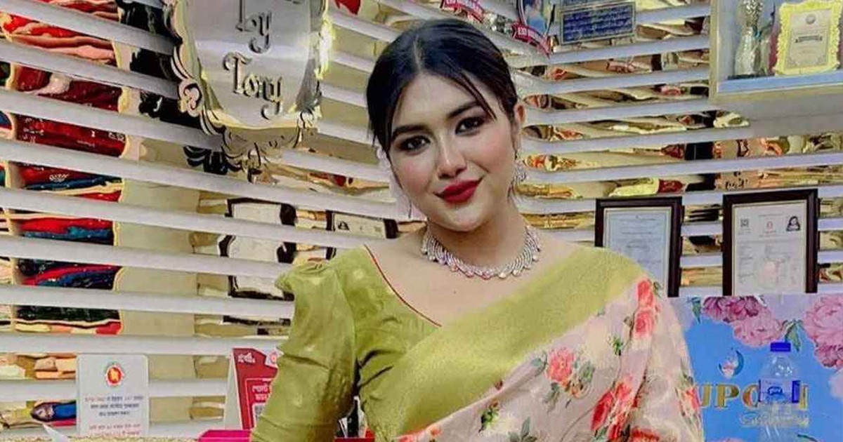 তনিকে ঘিরে ভাইরাল ফটোকার্ড নিয়ে যা জানা গেল