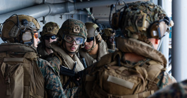 মধ্যপ্রাচ্যে আরও ৩,৫০০ মার্কিন সেনা মোতায়েন