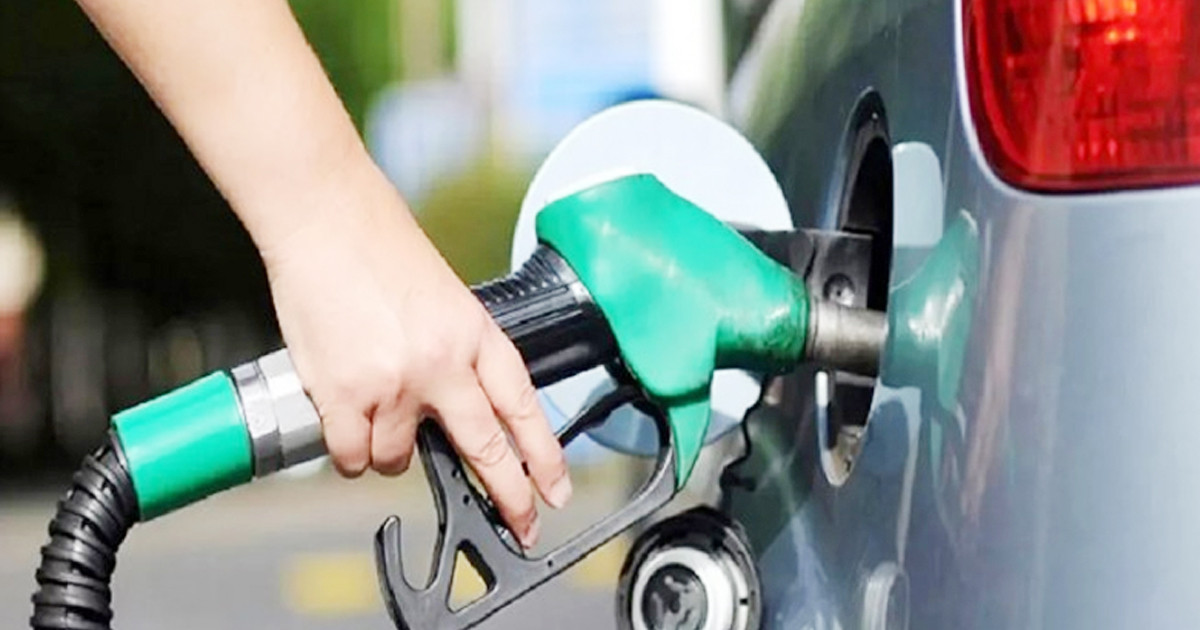 দেশজুড়ে জ্বালানি পরিস্থিতি পর্যবেক্ষণে ২৪ ঘণ্টায় ৩৮৬ অভিযান, ২১৪ মামলা