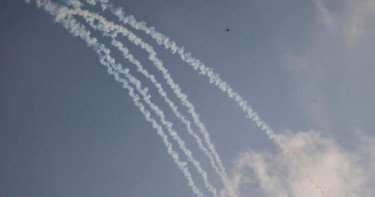 হামলা করতে আসা ৫টি ড্রোন ভূপাতিত করল সৌদি আরব