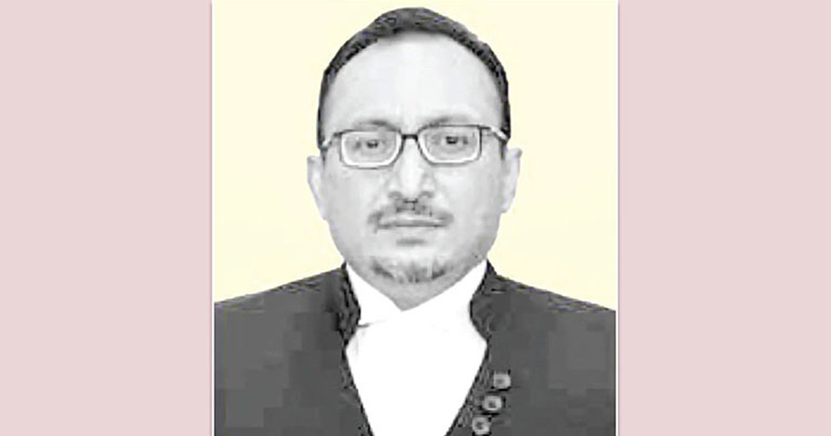 হাইকোর্টের বিচারপতি রেজাউল হাসানের পদত্যাগ