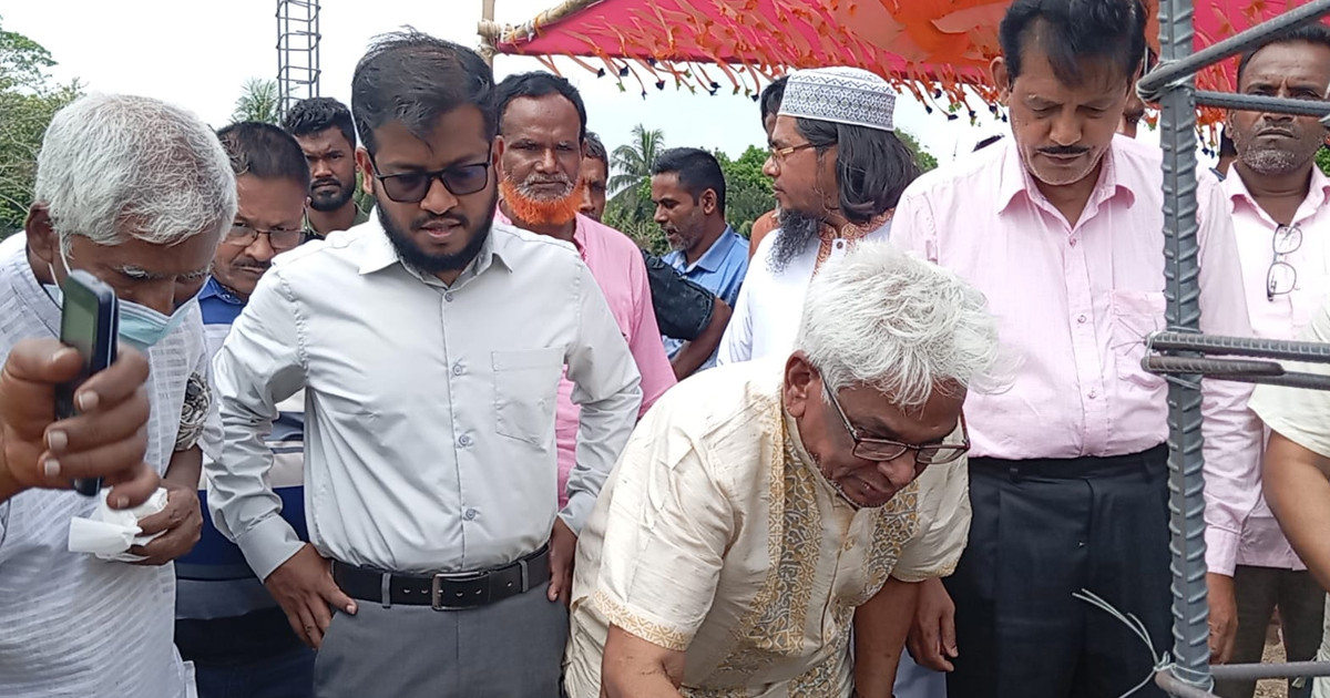 ২০০ বছরের পুরাতন শ্মশান সংস্কার কাজের উদ্বোধন