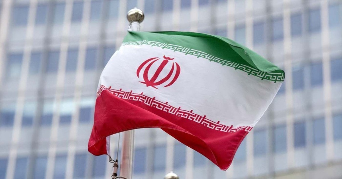 নতুন করে শত শত ভারী ক্ষেপণাস্ত্র ও ড্রোন ছুড়ল ইরান