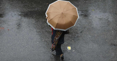 হঠাৎ কালবৈশাখি ঝড়ের সঙ্গে শিলাবৃষ্টি