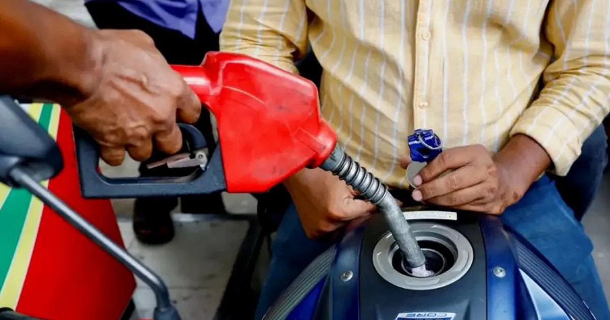 পেট্রোল নাকি অকটেন, বাইকের জন্য কোনটা ভালো?