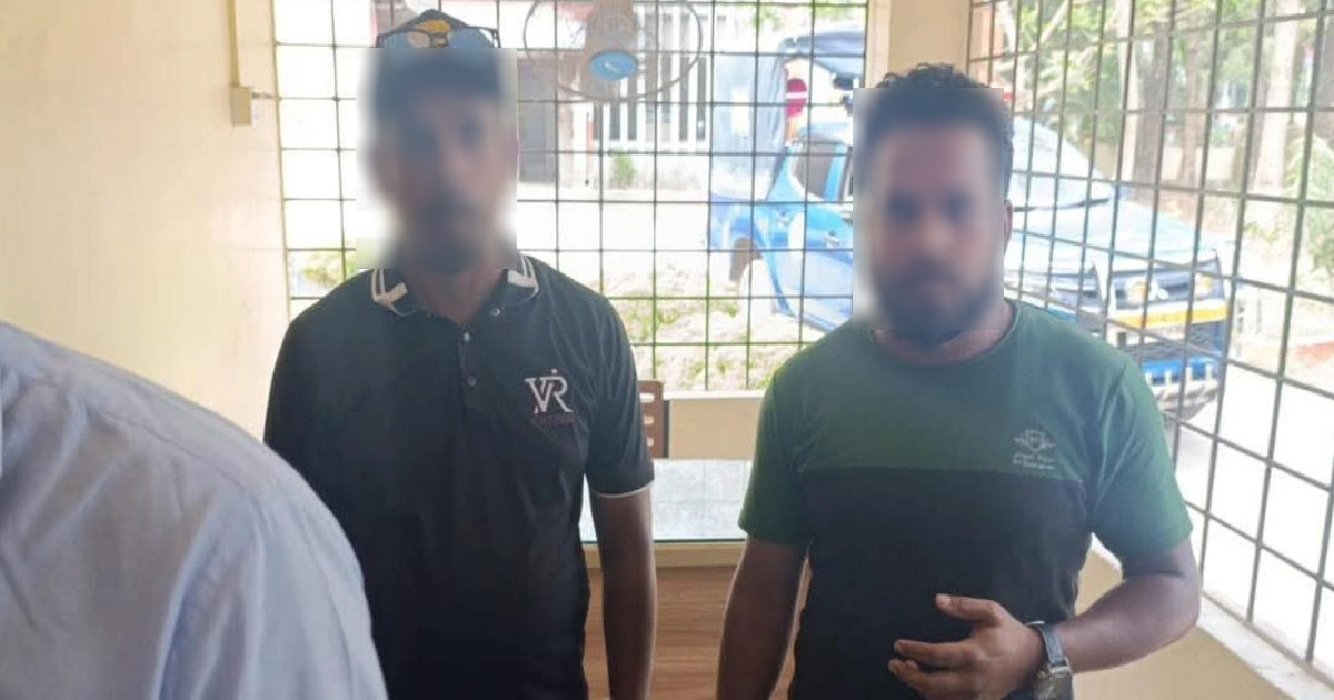 দুই সাংবাদিককে হাতকড়া পরিয়ে থানায় পাঠানো এসিল্যান্ডকে বদলি