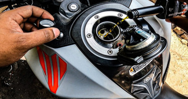 অকটেন নাকি পেট্রল, মোটরসাইকেলের জন্য কোনটি ভালো?