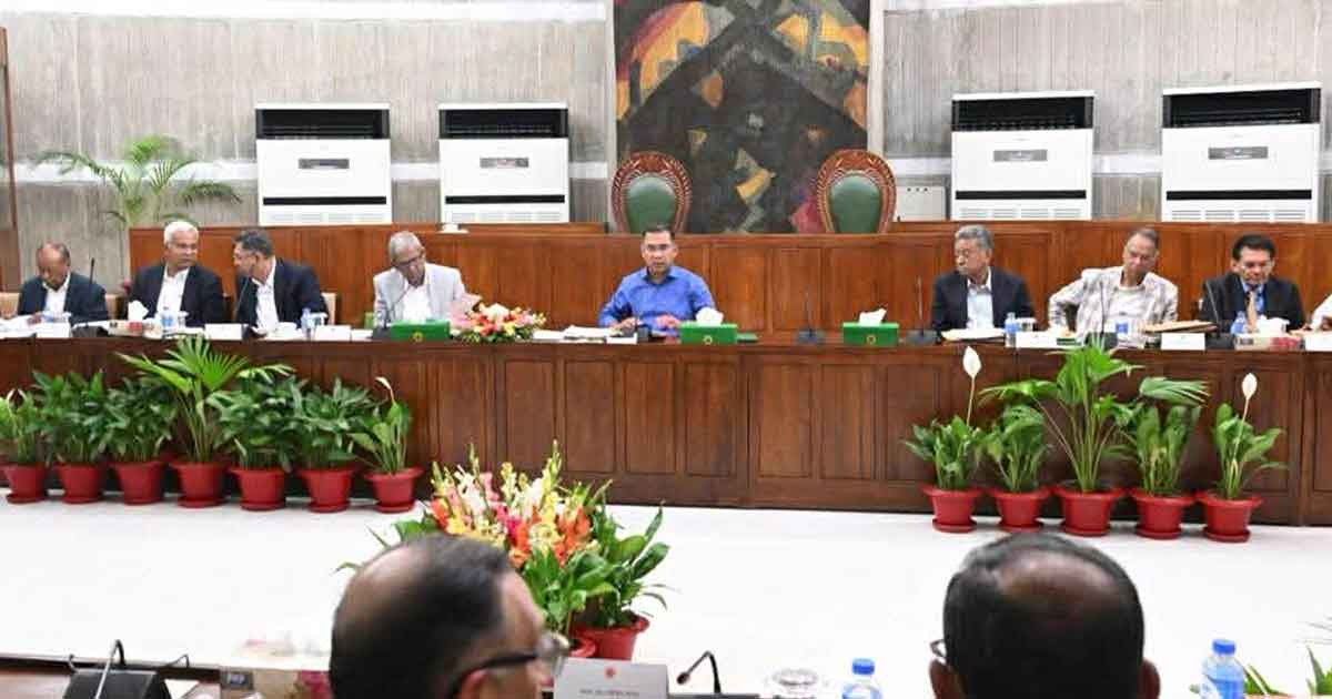 টানা ১৬ ঘণ্টা অফিস করলেন প্রধানমন্ত্রী