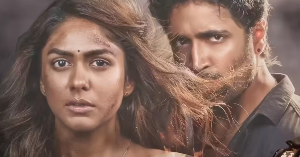 ‘ডাকাত’ বেশে নজর কাড়লেন মৃণাল, সঙ্গী আদিভি