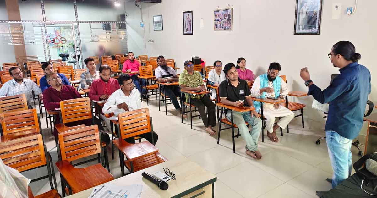 সাংবাদিক হওয়ার আগে নিজেকে যোগ্য হিসেবে গড়ে তোলা জরুরি: এইচ এম মহিউদ্দিন