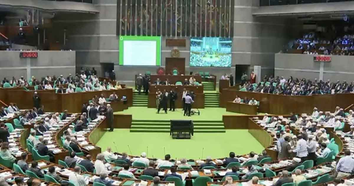 সংসদে বিল পাস: সরকারি চাকরিতে প্রবেশের নতুন বয়স নির্ধারণ