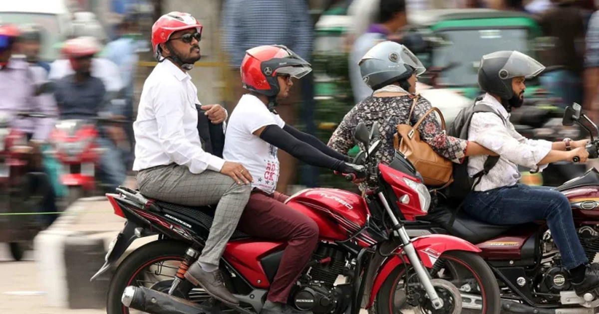 যেভাবে মোটরসাইকেল চালালে তেল খরচ কম হয়