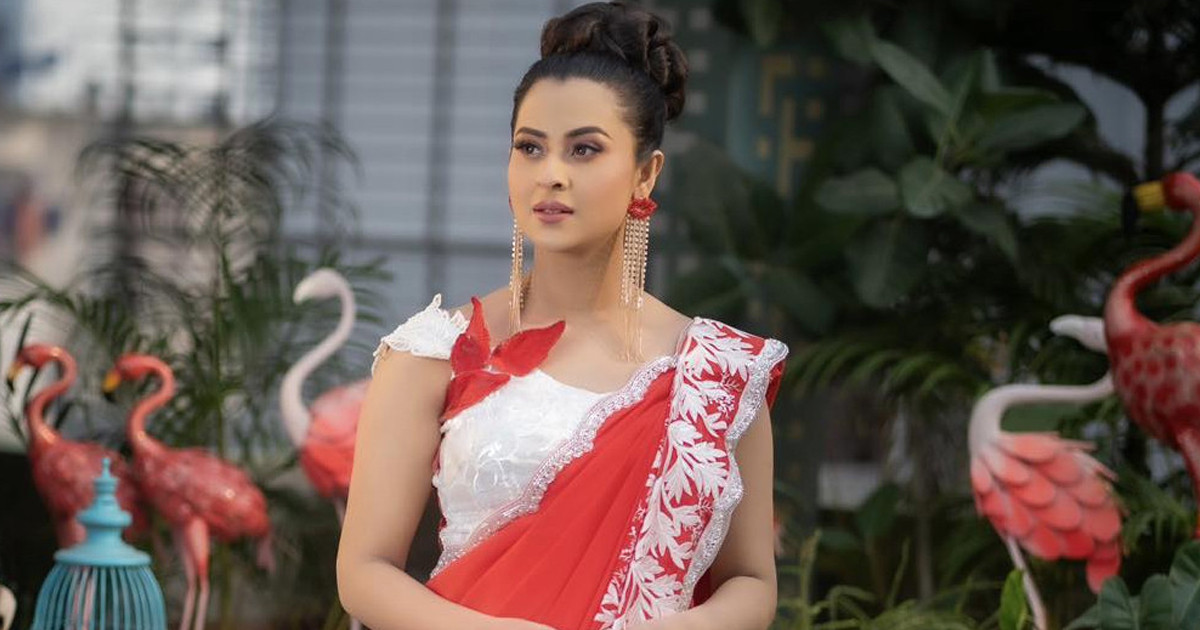 অন্তঃসত্ত্বা গুঞ্জনের মধ্যেই নতুনরূপে হাজির বুবলী