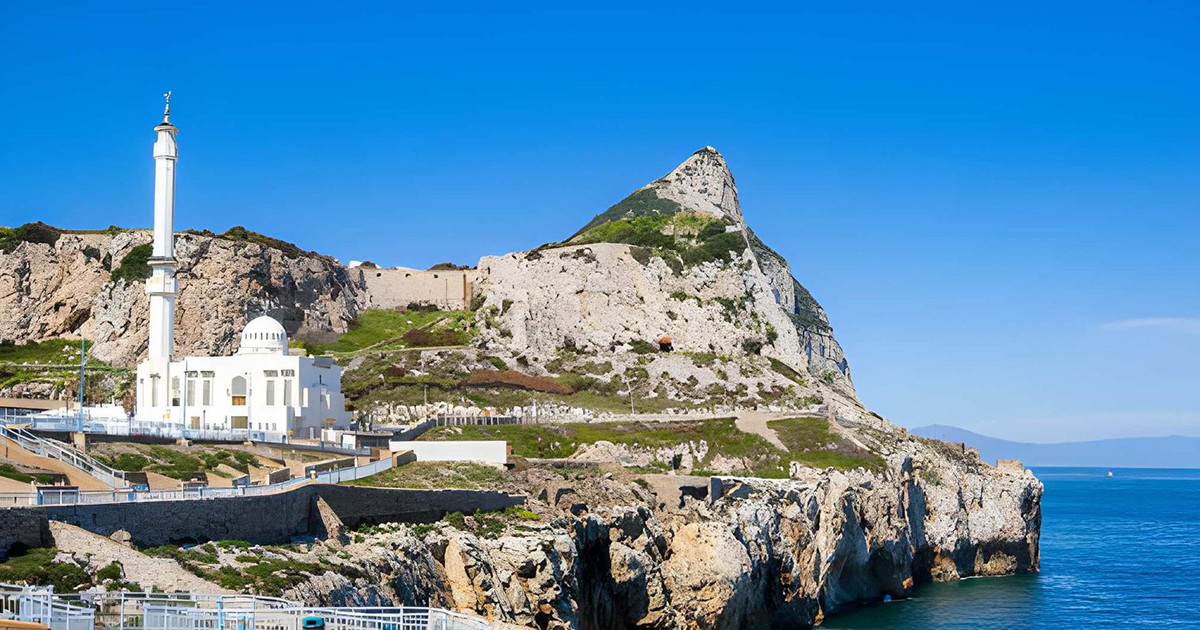 মুসলিম স্মৃতিবিজড়িত ঐতিহাসিক জিব্রাল্টার