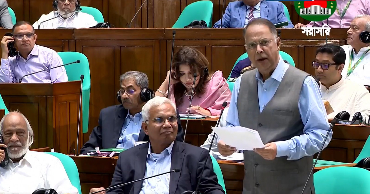 দক্ষিণ এশিয়ায় একমাত্র বাংলাদেশই জ্বালানি তেলের দাম বাড়ায়নি: বিদ্যুৎ মন্ত্রী