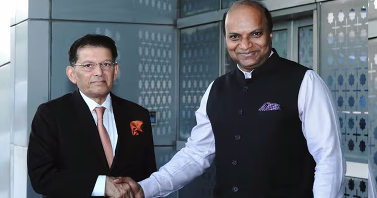 দিল্লিতে পৌঁছানোর পর পররাষ্ট্রমন্ত্রীকে উষ্ণ অভ্যর্থনা ভারতের