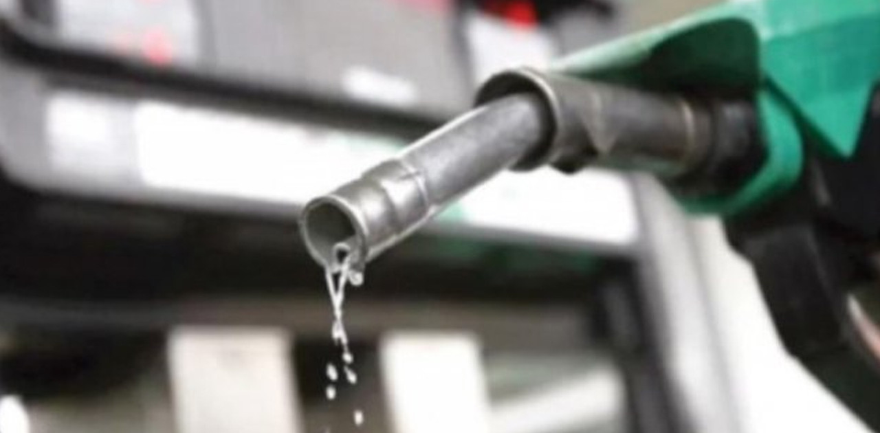 ইতিহাসের সর্বোচ্চ দামে তেল