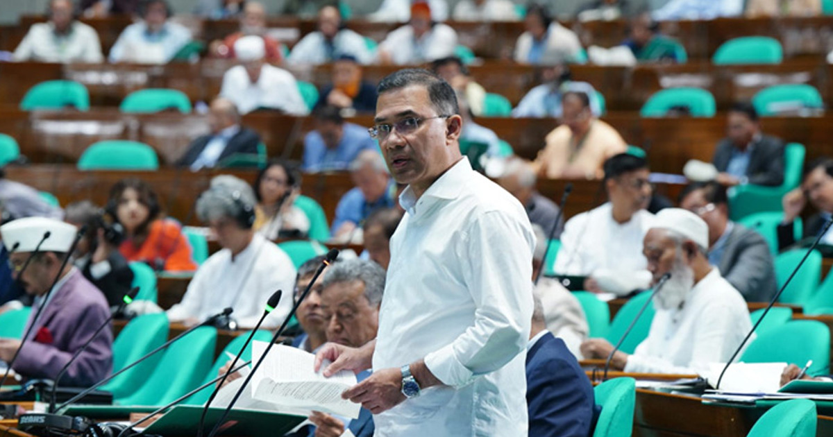 ২ লাখ শিক্ষার্থীকে বিনামূল্যে স্কুল ড্রেস দেবে সরকার