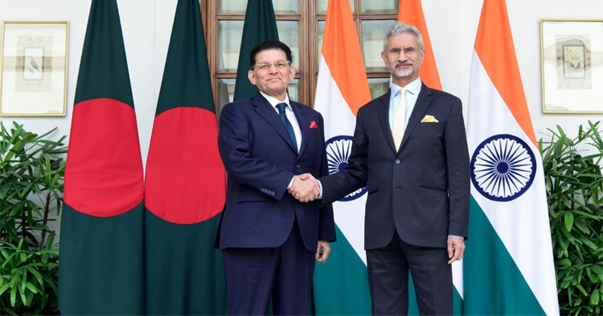 হাসিনা ও কামালকে ফেরত চায় বাংলাদেশ