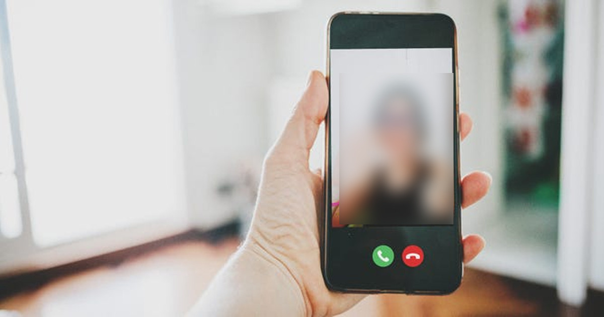 রাজধানীতে স্ত্রীকে ভিডিও কলে রেখে স্বামীর আত্মহত্যা