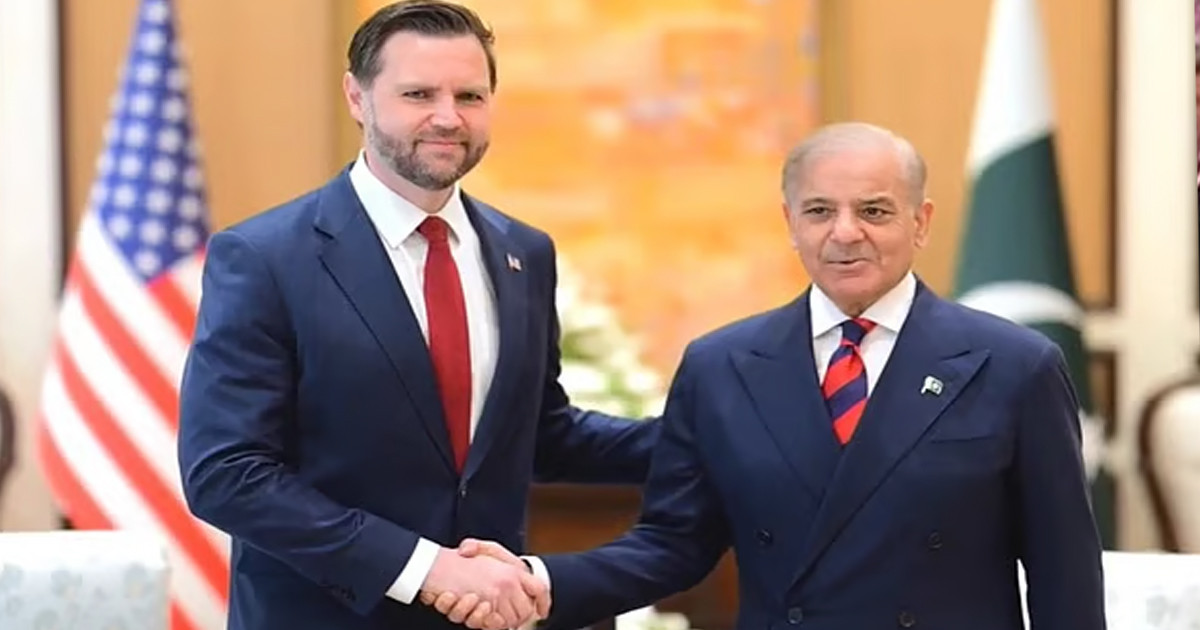 ভ্যান্সের নেতৃত্বে মার্কিন প্রতিনিধি দলের সঙ্গে পাকিস্তানের প্রধানমন্ত্রীর বৈঠক