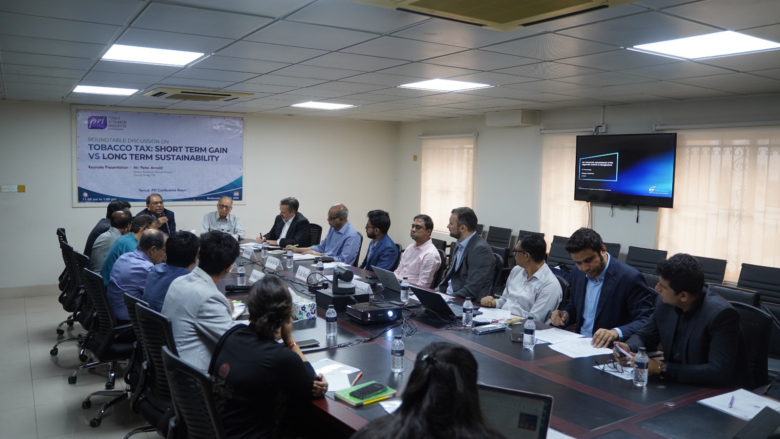 তামাকে বাস্তবসম্মত করনীতি জরুরি