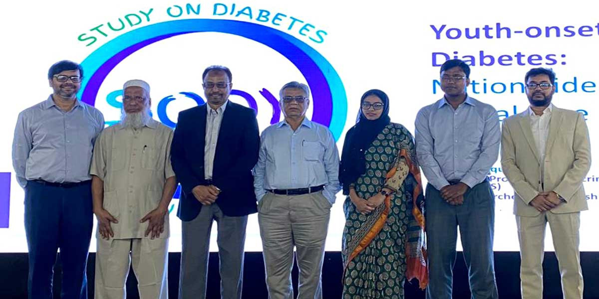 ত্রিমুখী জনস্বাস্থ্য চ্যালেঞ্জে বাংলাদেশ, উদ্বেগ বিশেষজ্ঞদের