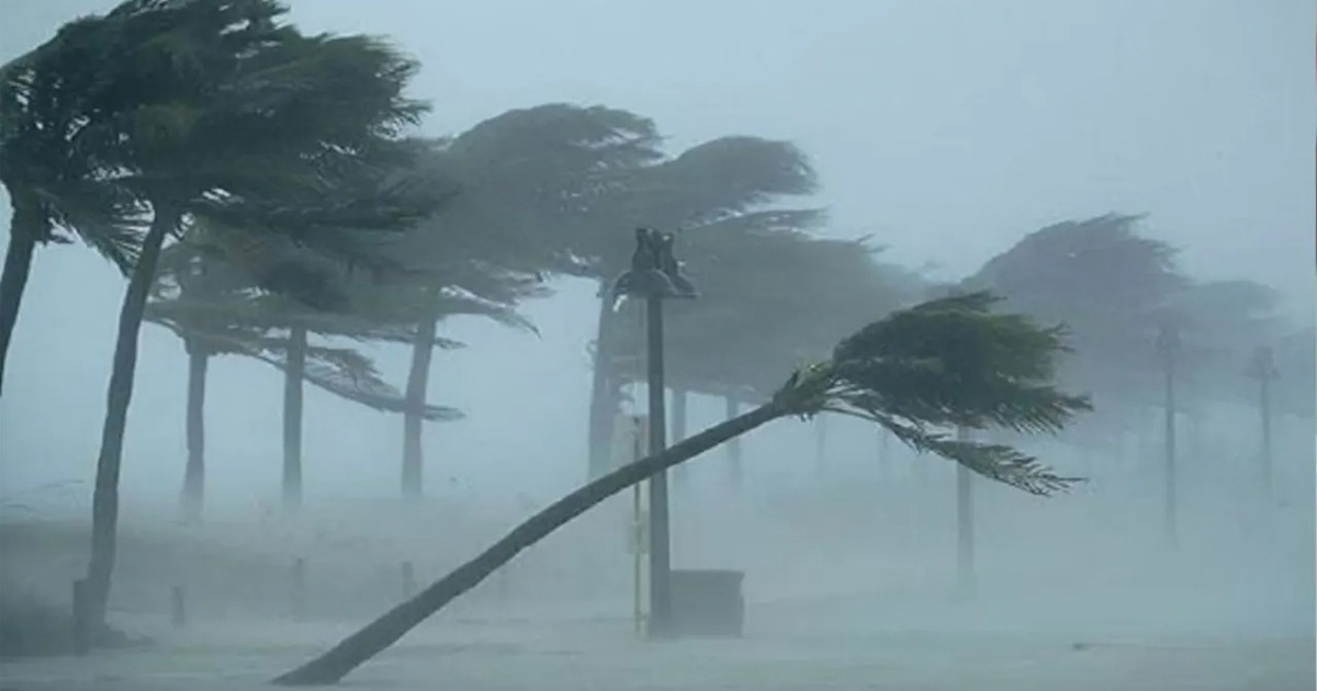 রাতে যেসব জেলায় ৬০ কিমি বেগে ঝড়ের শঙ্কা