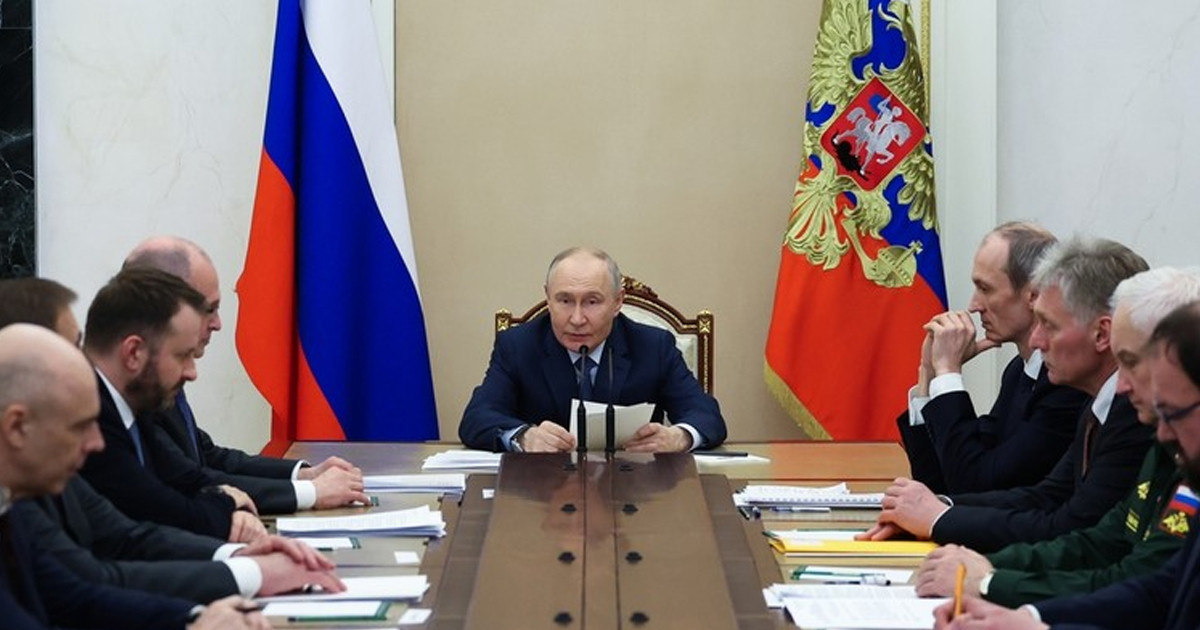 এআই প্রযুক্তি নিয়ে বড় ঘোষণা পুতিনের