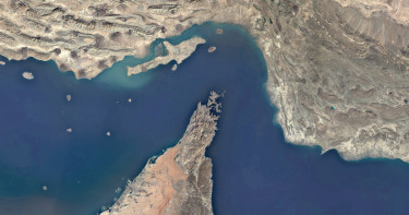 হরমুজে এলোমেলো মাইন পেতে এখন নিজেই খুঁজে পাচ্ছে না ইরান!